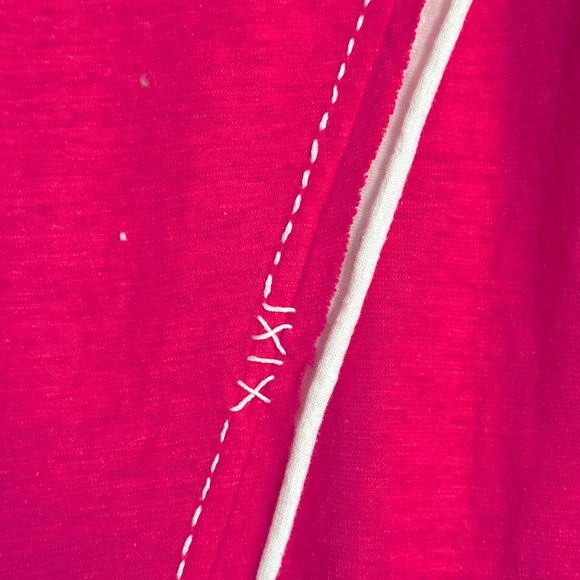 Komodo Asymmetrc Hem Embroidered Pink Tee - Picture 10 of 12